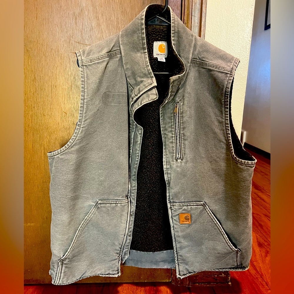Carhartt Sherpa-lined mock neck vest large tall